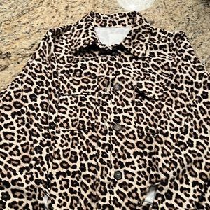 Great shacket size M